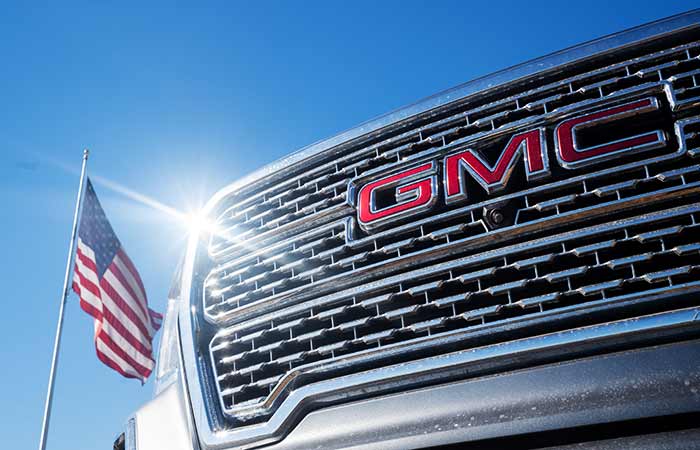 GM потратит $1 млрд на добровольное расставание с 5 тыс. сотрудников