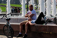 Депутаты Госдумы предложили официально продлить майские праздники с 1 по 9 мая