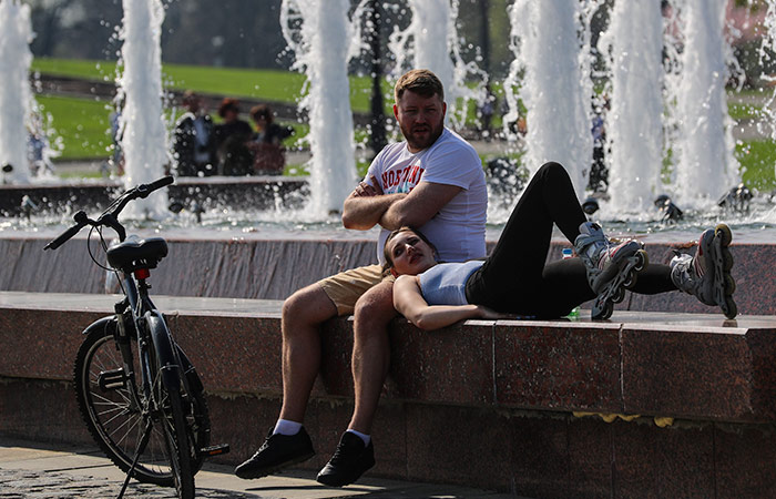 Депутаты Госдумы предложили официально продлить майские праздники с 1 по 9 мая