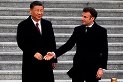 Лидеры Франции и КНР призвали к возобновлению переговоров по Украине