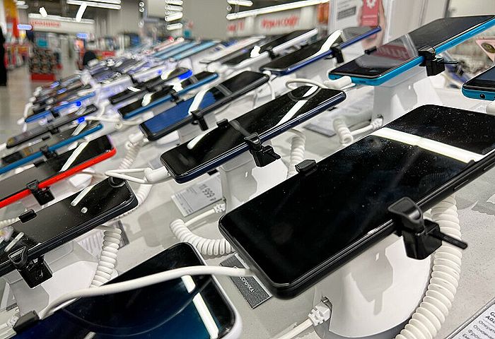 Большинство россиян не увидели дефицита нужных иностранных непродовольственных товаров