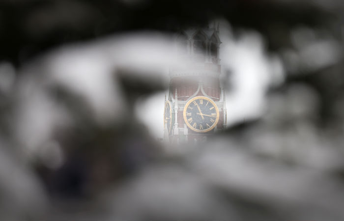 Госдума приняла закон об отнесении новых регионов РФ к московской часовой зоне