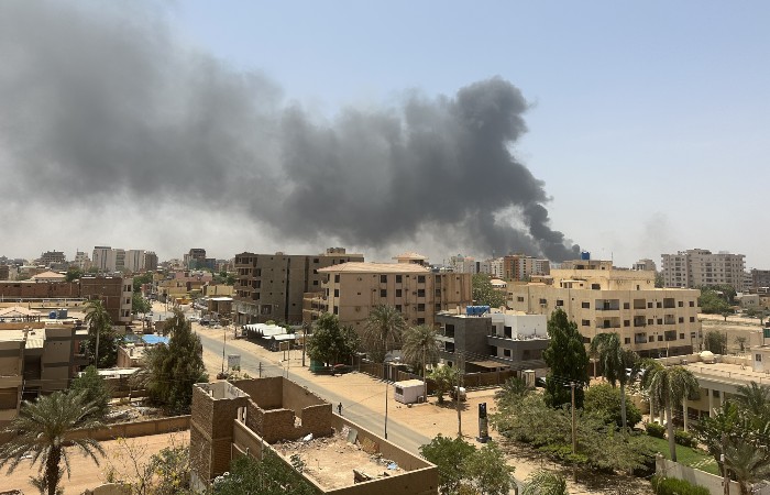 Посольство РФ призвало конфликтующие стороны к прекращению огня в Хартуме