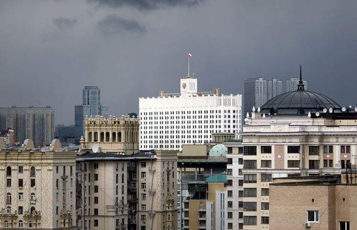 Правительство отозвало из Думы законопроект с нормами об НДФЛ для работающих вне России