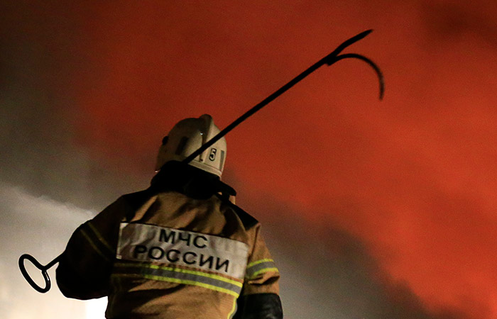 Еще в одном населенном пункте Свердловской области сгорели три дома