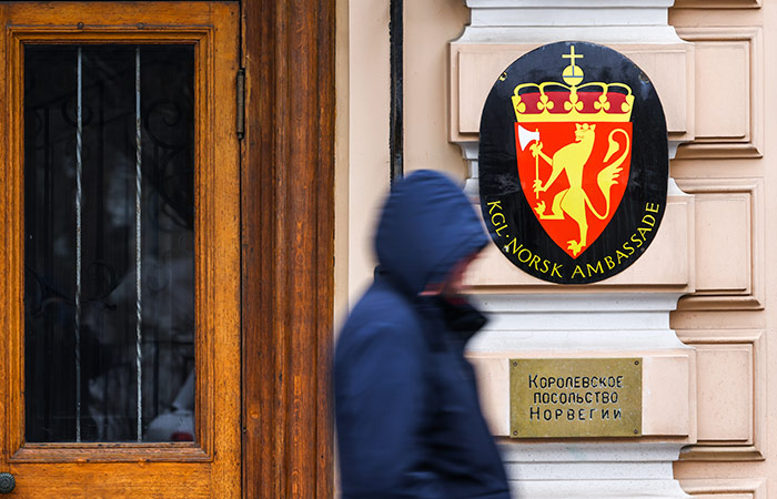 Москва объявила персонами нон грата 10 сотрудников посольства Норвегии