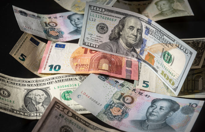 Продажи валюты по бюджетному правилу с 10 мая сократятся в 1,9 раза