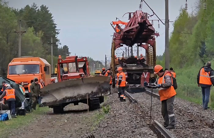 Движение поездов полностью восстановлено на перегоне в Брянской области после взрыва
