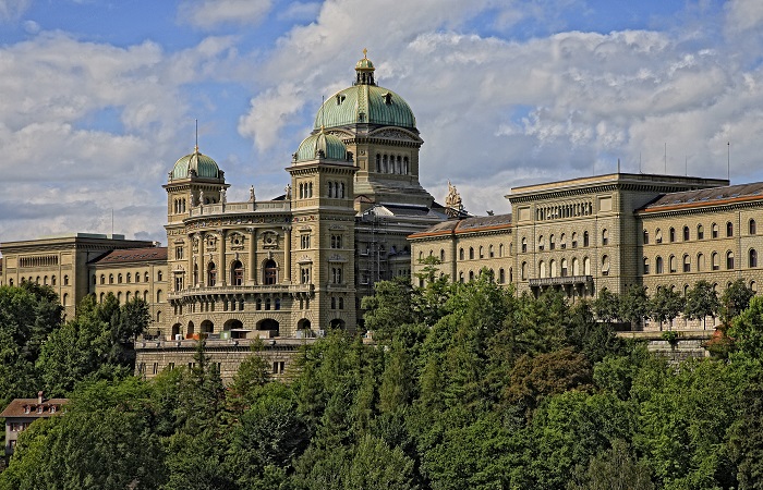 В парламенте Швейцарии предложили разрешить реэкспорт военной техники