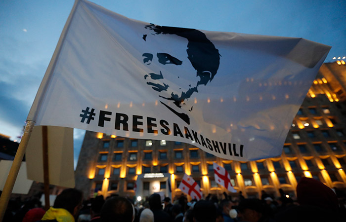 ЕСПЧ отказал в иске о переводе Саакашвили на лечение за рубеж