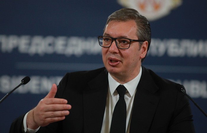 Вучич объявил о скором уходе с поста главы правящей партии