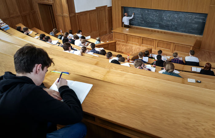 Министр Фальков предложил оставить магистратуру только в некоторых вузах