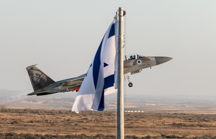 Израиль нанес авиаудары по окрестностям Дамаска