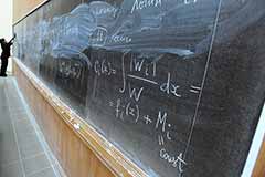 Мишустин заявил, что стране очень нужны физики и математики