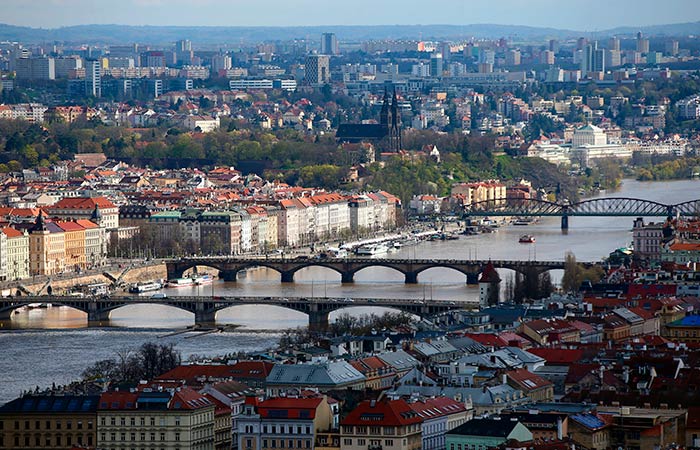 Прага потребует плату за недвижимость, которую российская сторона использует не по назначению