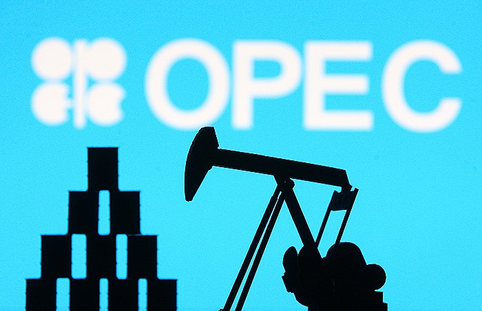 Общая добыча нефти стран ОПЕК+ в 2024 году будет скорректирована до 40,46 млн б/с