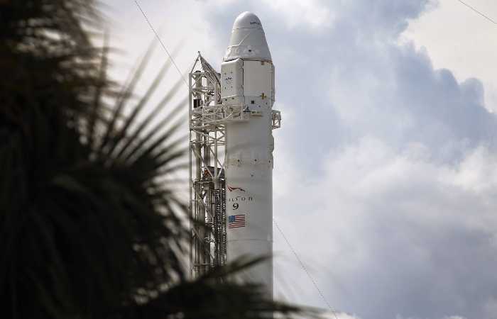 SpaceX в воскресенье запустит грузовой корабль Cargo Dragon к МКС