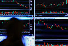 Индекс МосБиржи поднялся до 2800 пунктов впервые с начала апреля 2022 года