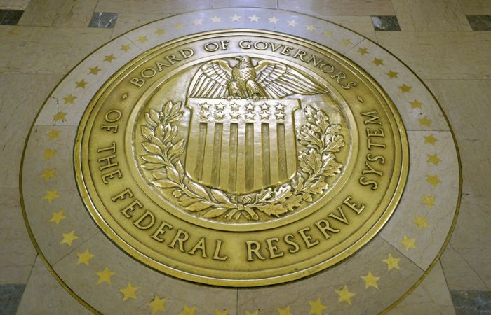 ФРС ожидаемо сохранила ставку в диапазоне 5-5,25%