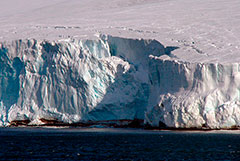 Минприроды утвердило программу лицензирования участков недр в Арктике