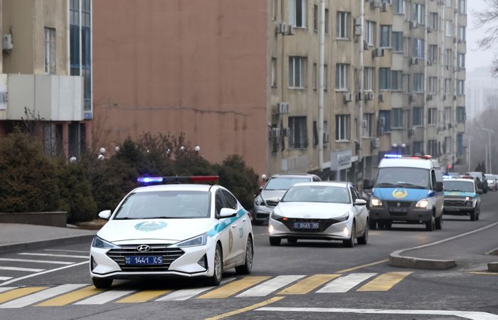 Захваченных в банке в Астане заложников освободили