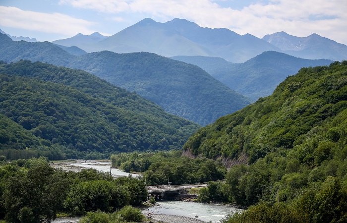 Группа туристов из Москвы пропала в горах Карачаево-Черкесии