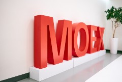 Торги на Московской бирже 26 июня будут проводиться в режиме обычного рабочего дня