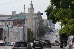 Более 10 тысяч квадратных метров дорог в Ростове-на-Дону повредила военная техника