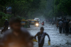 В Индии из-за проливных дождей погибло больше 100 человек
