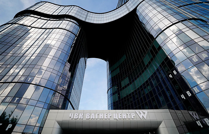 Песков не исключил законодательного решения вопроса с ЧВК