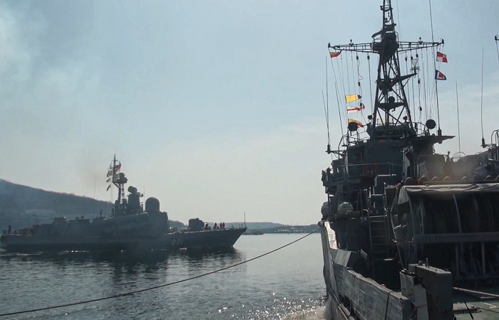 Россия и Китай проведут военно-морские учения в Японском море в июле