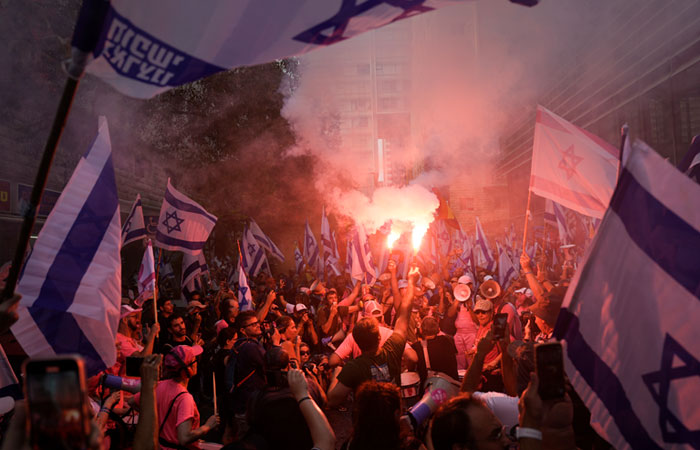 В Израиле начались массовые протесты против судебной реформы