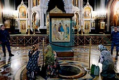 "Троицу" Рублева увезут из храма Христа Спасителя вечером 19 июля