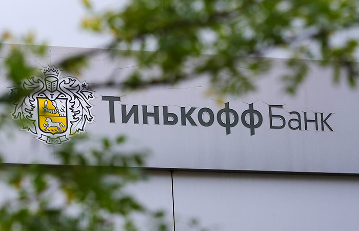 Тинькофф банк предупредил о задержке в отправке валютных переводов из-за санкций США