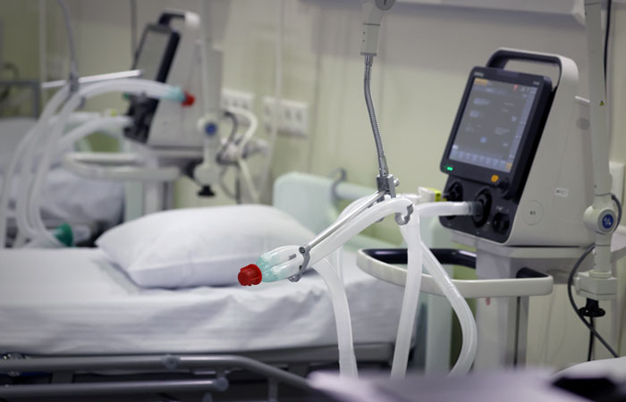 Минпромторг не будет запрещать закупки иностранных аппаратов ИВЛ для использования на дому