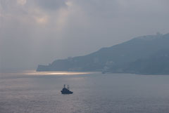 Россия будет досматривать суда в Черном море, чтобы убедиться в отсутствии военных грузов