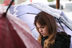 Штормовое предупреждение объявлено в Крыму на воскресенье из-за ливней с градом