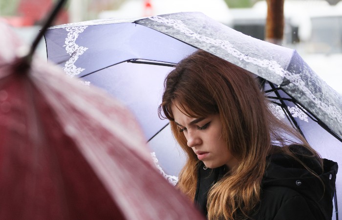 Штормовое предупреждение объявлено в Крыму на воскресенье из-за ливней с градом