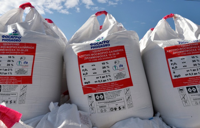 "ФосАгро" планирует в 2023 году нарастить поставки в Африку на 15-20%