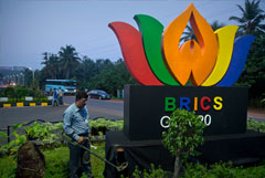 Индийские СМИ сообщили, что не все в БРИКС поддерживают резкое расширение организации