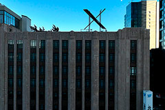 Строительных экспертов не допустили к логотипу X на крыше штаб-квартиры Twitter