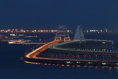 Движение машин по Крымскому мосту восстановлено