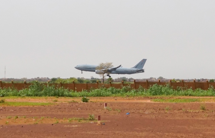Нигер открыл границы с соседними странами