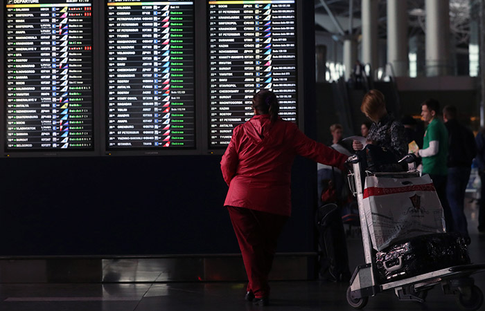 Путин подписал закон о запрете призывникам покидать РФ со дня направления повестки