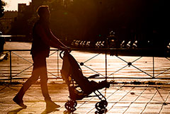 В России отпуск по уходу за ребёнком берут около 2% мужчин