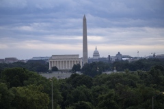 Два человека стали жертвами сильных штормов на Восточном побережье США