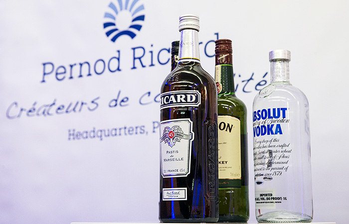"Коммерсантъ" сообщил о планах Pernod Ricard закрыть представительство в России
