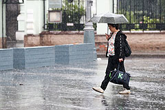 "Оранжевый" уровень опасности объявлен в Москве из-за сильных ливней