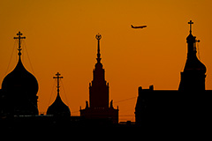 Почти 50 рейсов ушли на запасные аэропорты из-за ограничений полетов в Москве