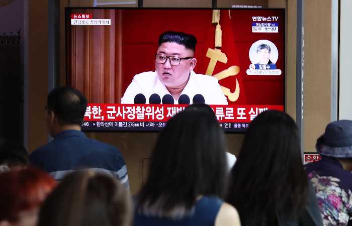 КНДР сымитировала уничтожение стратегических объектов Южной Кореи ракетами